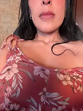 Chat XXX en directo de CorinVeil