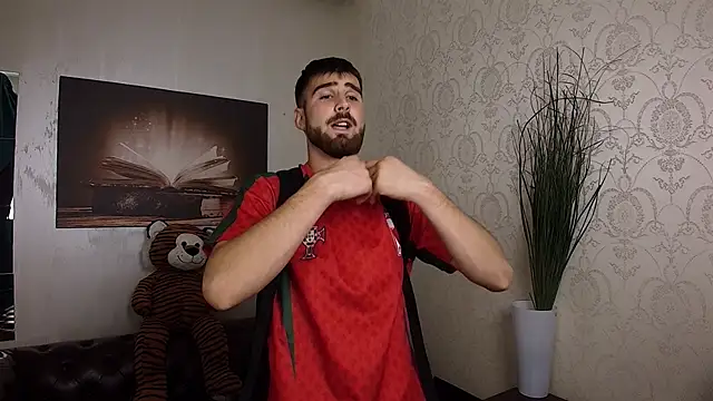 Онлайн чат XXX KyloEast