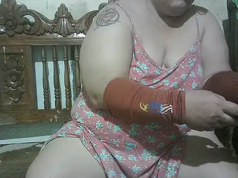 bigmommaxxx81 Chat XXX live