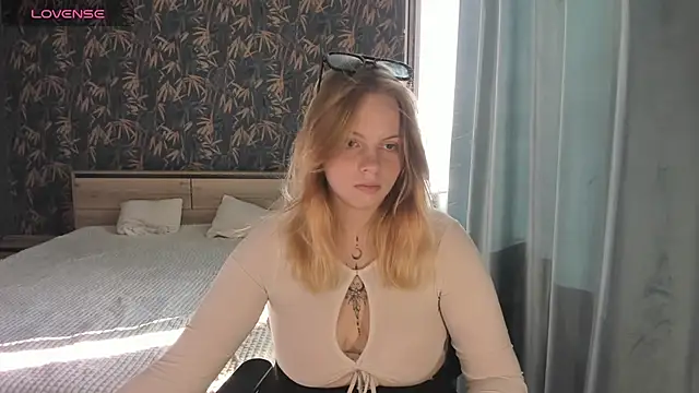 L_aura Cameră chat live