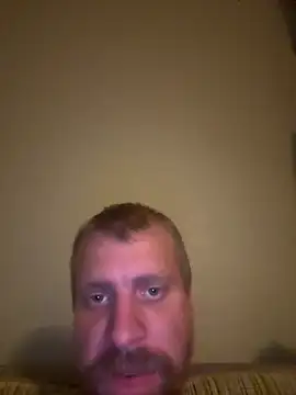 Yshcnaba: απευθείας συνομιλία ΧΧΧ