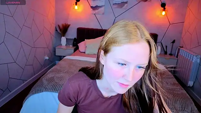 Chat XXX ao vivo de Charlotte_Smitee