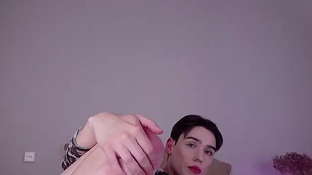 RobbyCharming: вебкам-шоу