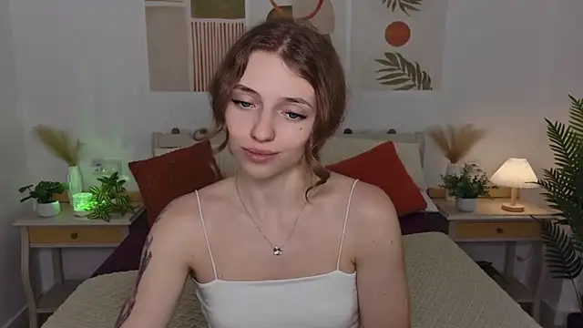 TayloryStar Chat XXX in diretta