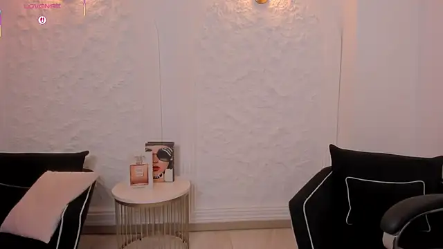دردشة VeronicaBlue الجنسية المباشرة