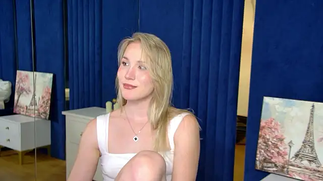ElaraVoltage – Live XXX-chat