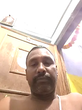 Priyasexcpl's Live XXX Chat