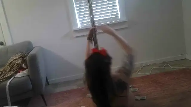 Chat +18 de Dottiewantsdick ao vivo
