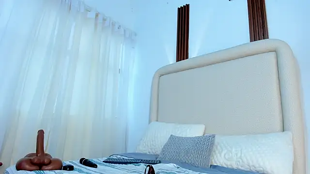 XXX chat uživo modela KatieBoison