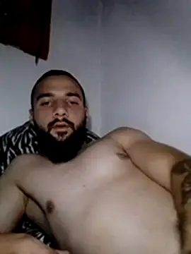 Cosmin78lov Adlı Modelin Canlı XXX Sohbeti