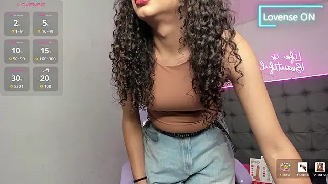 scarletcherry18 live XXX chat