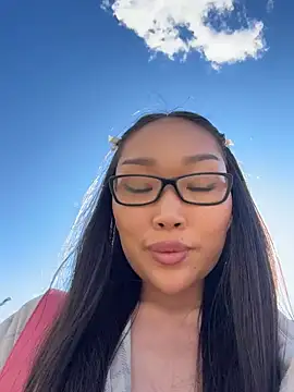 trytomakememoam Live XXX-Chat