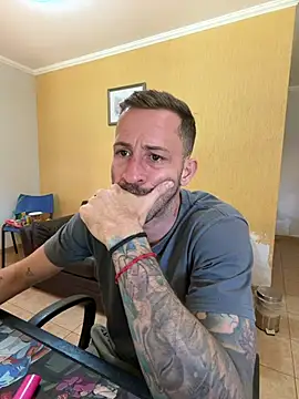 Show modela MeladoDiMel na web-kameri