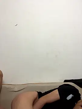 -OvO- – Naživo XXX chat