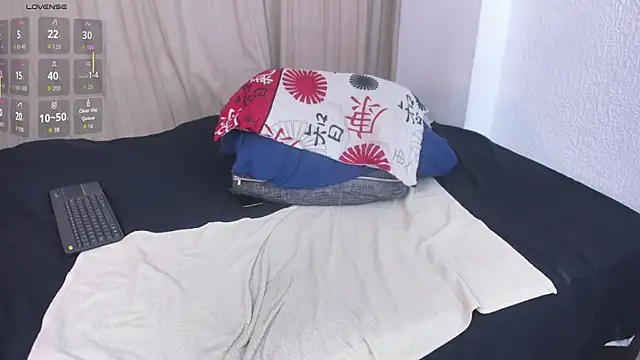 max_edn Live XXX chat