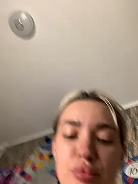 Sextazy's Live XXX Chat