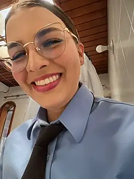 KateRousee XXX чат на живо