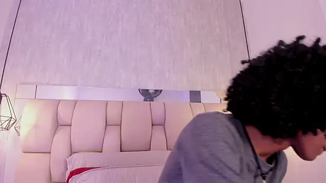 Johan_gz_'s Live XXX Chat