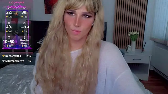 צ'אט XXX בשידור חי של HelenSpellman