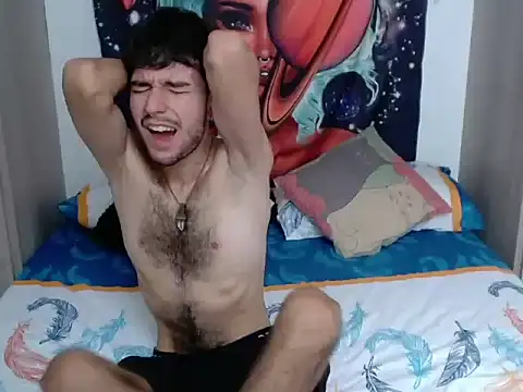 Chat XXX ao vivo de Adrien_polo