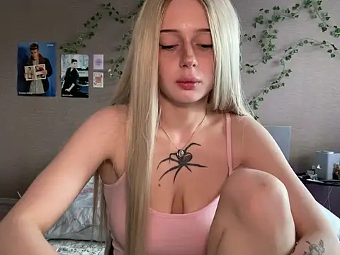 XXX chat uživo modela LovelyRachel__