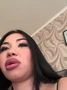 LaaadyDaaamn Live XXX Chat