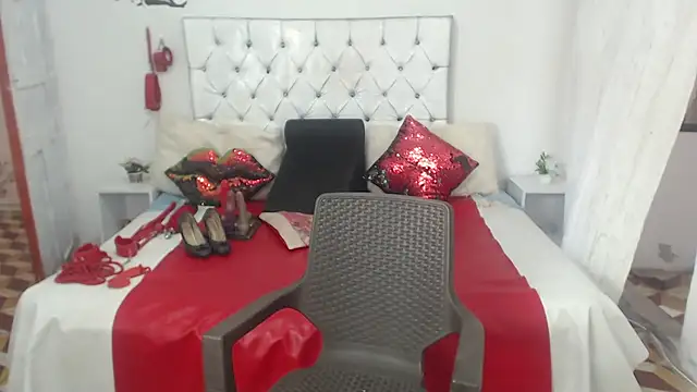 Sweetbigcatt Live XXX-chat