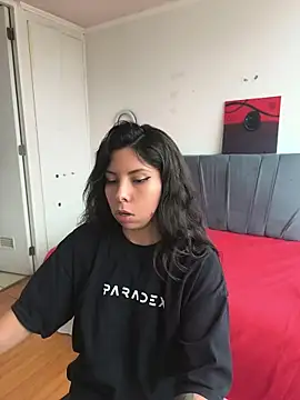 XXX chat uživo modela ivihetaira