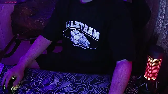 ZXCENSORED- élő XXX-chatje
