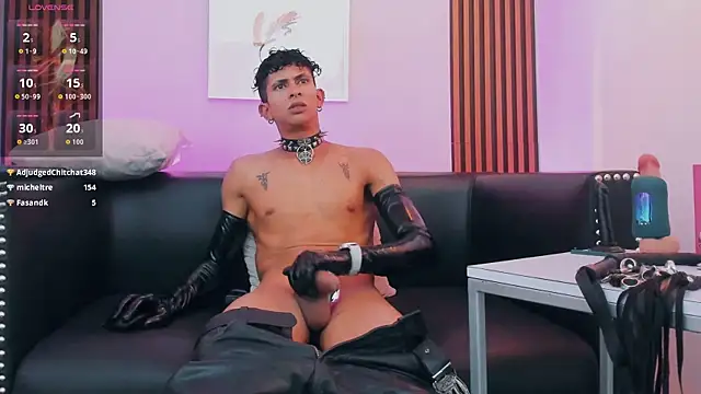 Maximoking26 লাইভ XXX চ্যাট