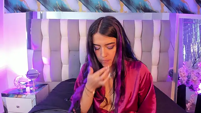 Chat XXX en directo de IsaDiiaz