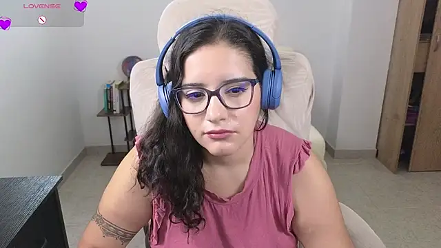 XXX chat uživo modela blue__moon_
