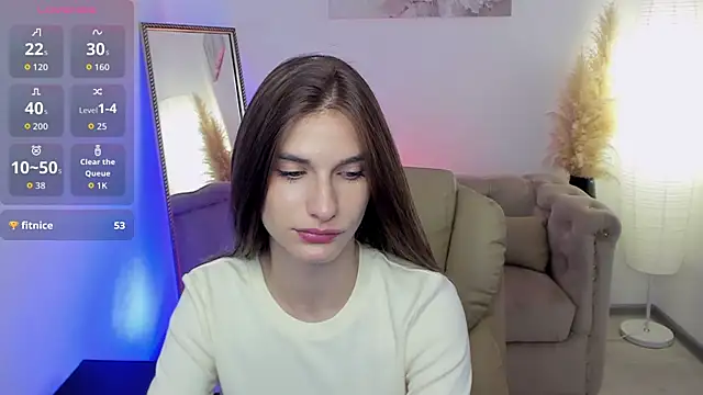 Sweetytrip's Live XXX Chat