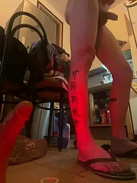 crisfootlicker Show Webcam