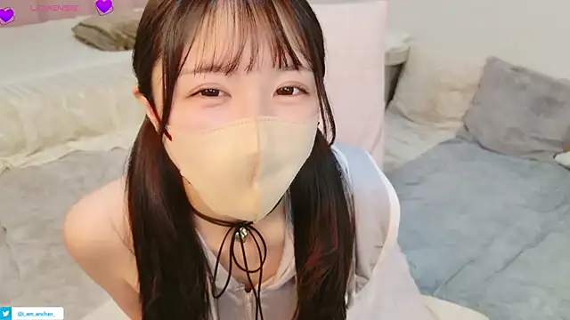 Chat +18 de anchan_ ao vivo
