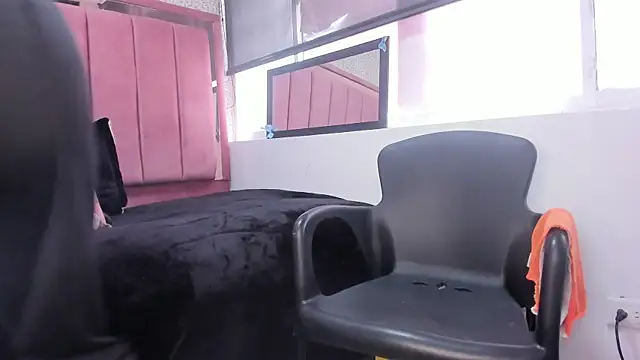 LIA__MILLER_のライブXXXチャット
