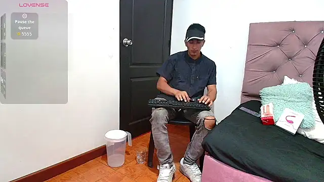 Zayn_Moretti – Naživo XXX chat