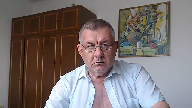 Онлайн чат XXX machomale3