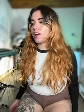 NikkiNix Chat XXX in diretta