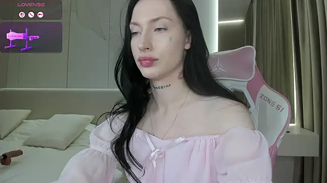 Chat +18 de JenniferQueen11 ao vivo