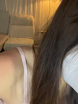 _xiaoxinxin_ Adlı Modelin Canlı XXX Sohbeti