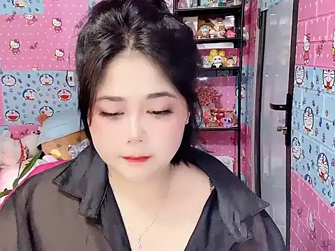 Nhanlu009 Adlı Modelin Canlı XXX Sohbeti