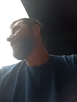 BZH45 Chat XXX live