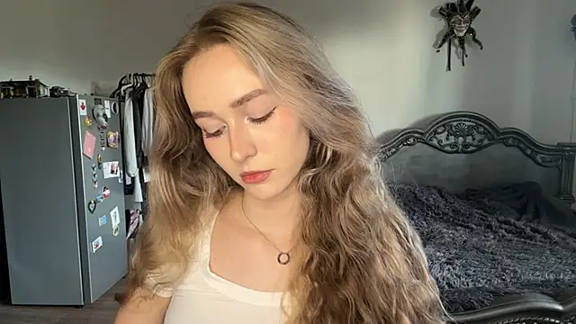 ShyandSkinnyAlice Obrolan Langsung XXX