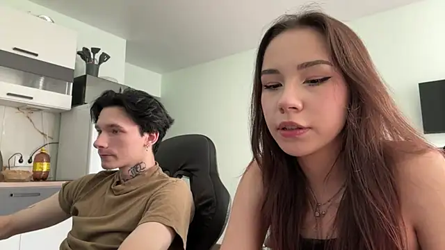 Frenchtamer's Live XXX Chat