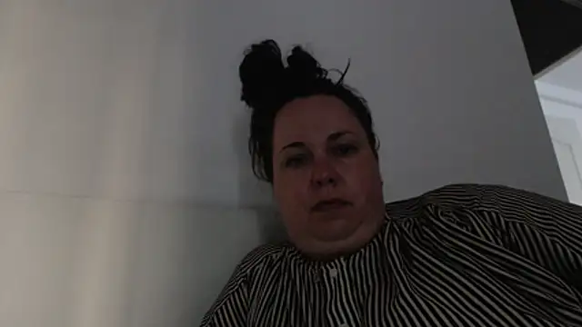 WendyRhoades' Live XXX Chat