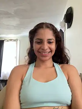 karlatiburcio's Live XXX Chat