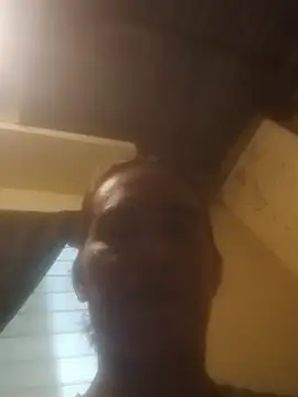 הופעת וובקאם של HornyKerujieTrans