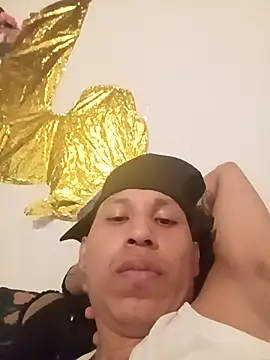 Darvin3312 Show in webcam