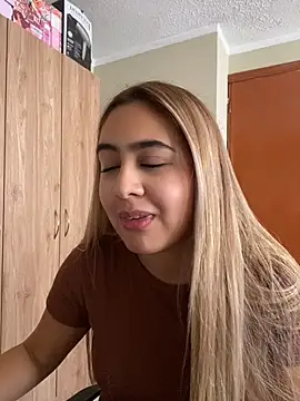 Miabonnett_'s Live XXX Chat